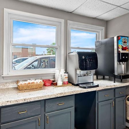 Americas Best Value Inn Marion Bagian luar foto