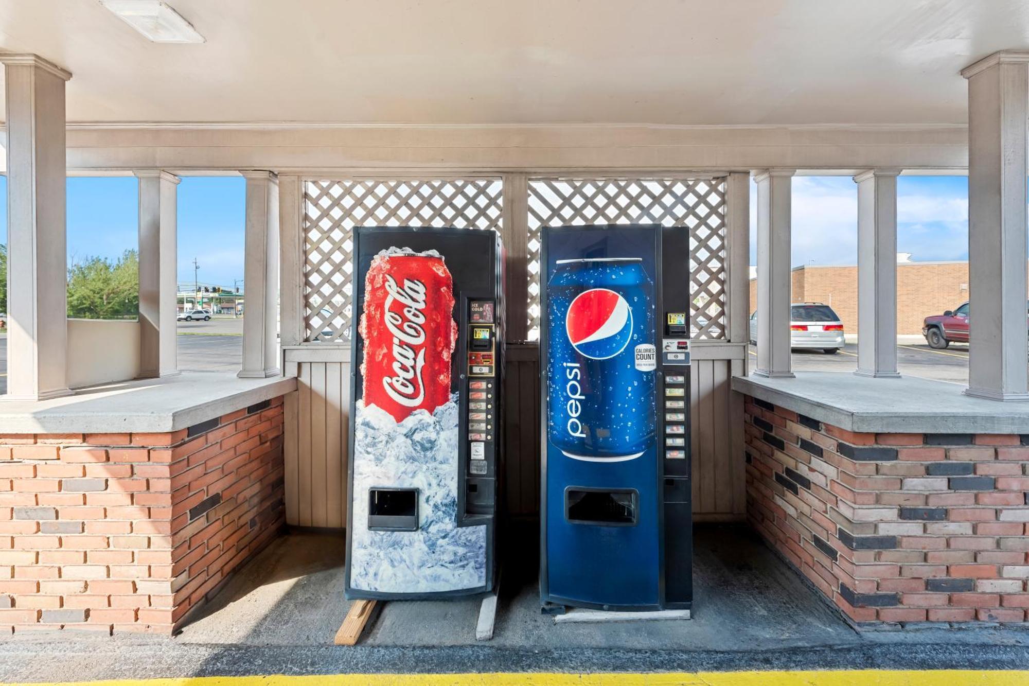 Americas Best Value Inn Marion Bagian luar foto