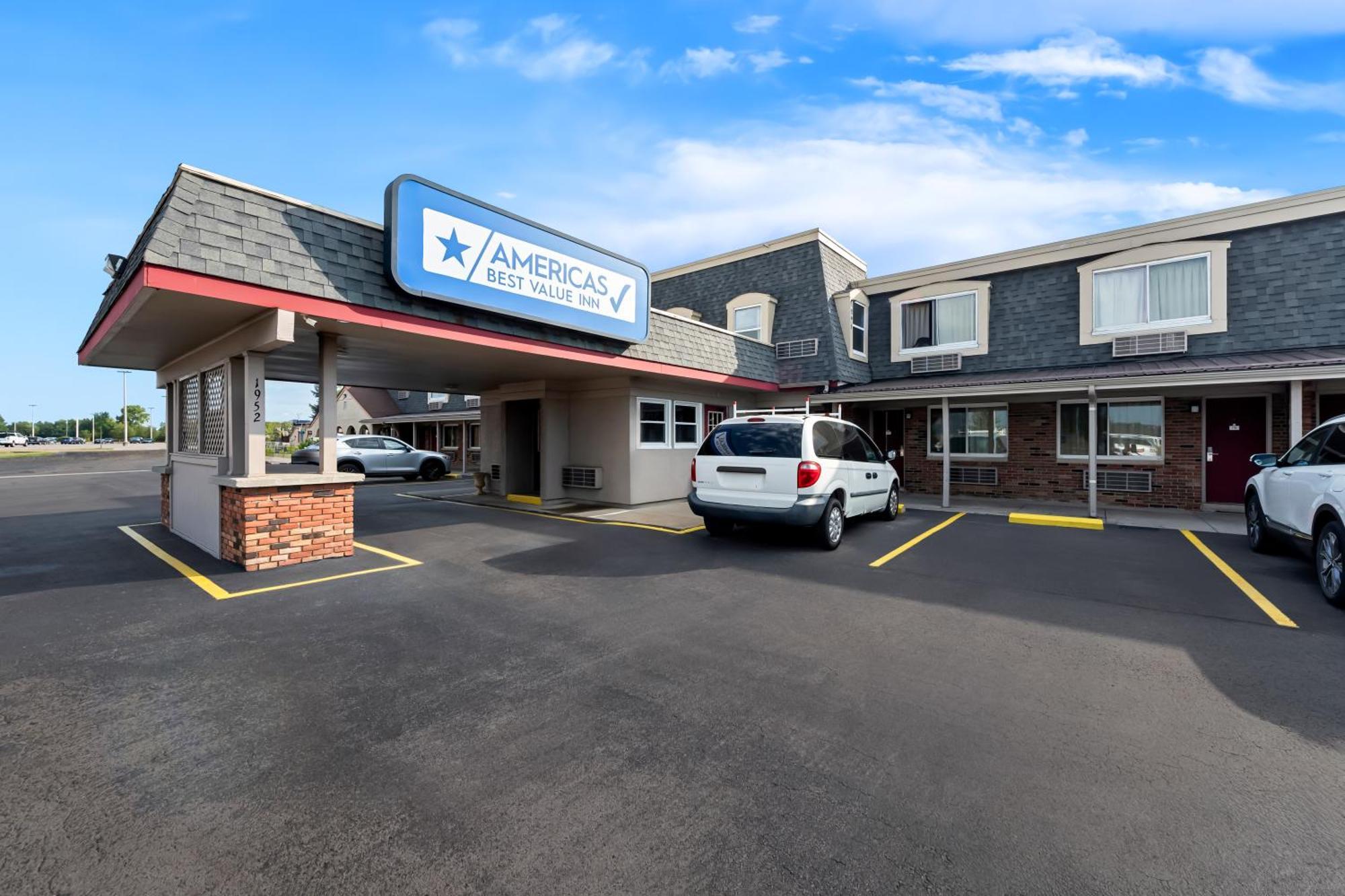 Americas Best Value Inn Marion Bagian luar foto